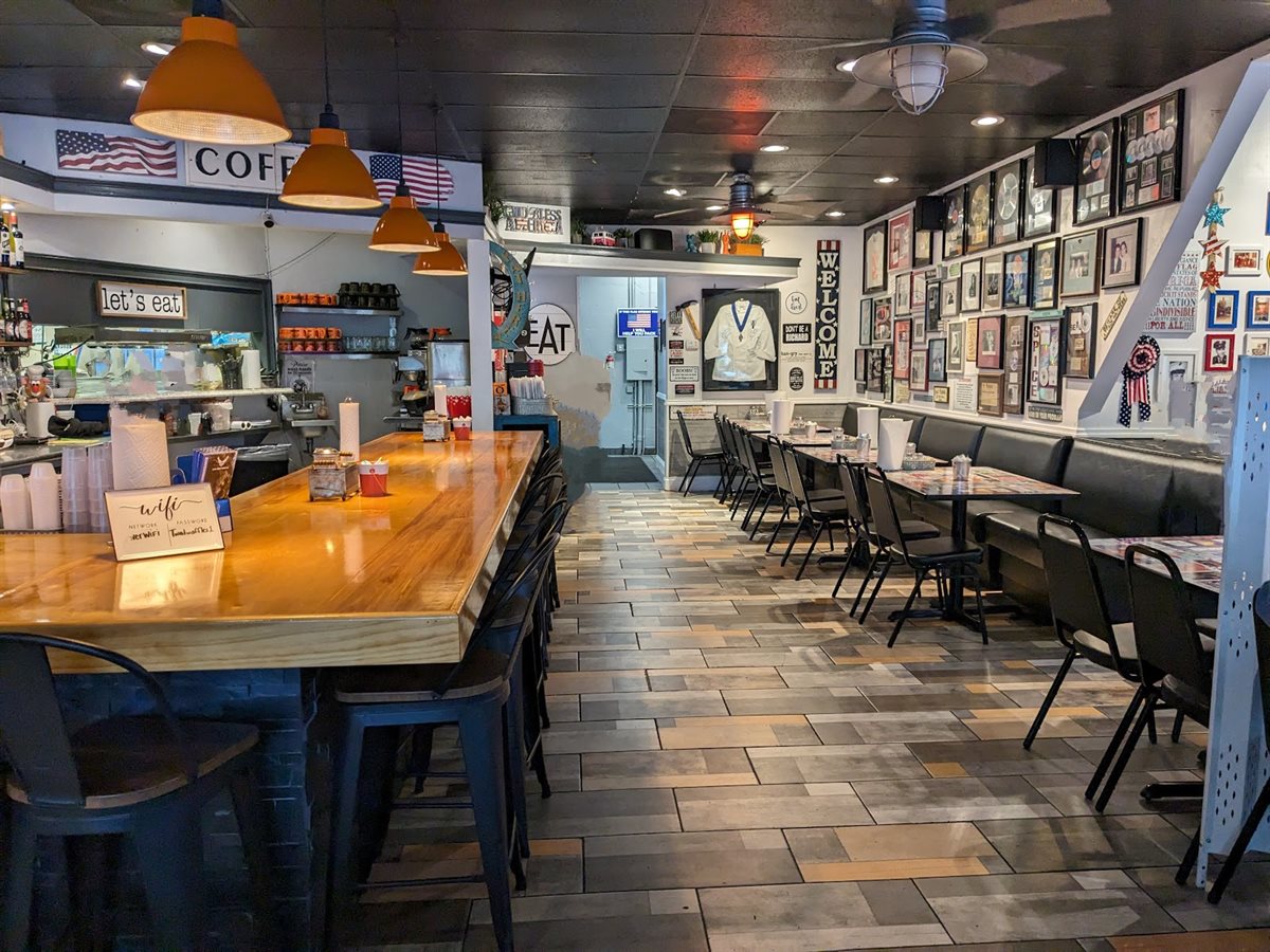 Debary Diner